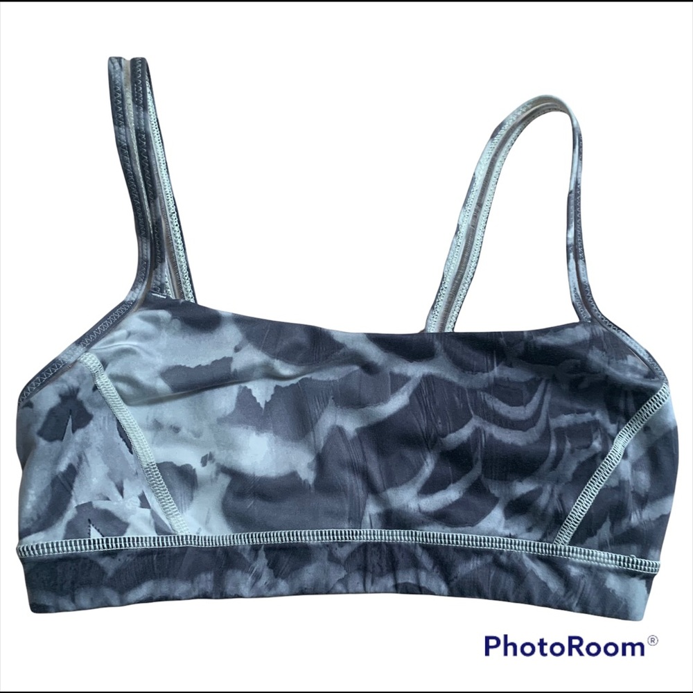⏰🍋FINAL WEEK!⏰🍋Lululemon Straight Up Black/Gray/White Sports Bra